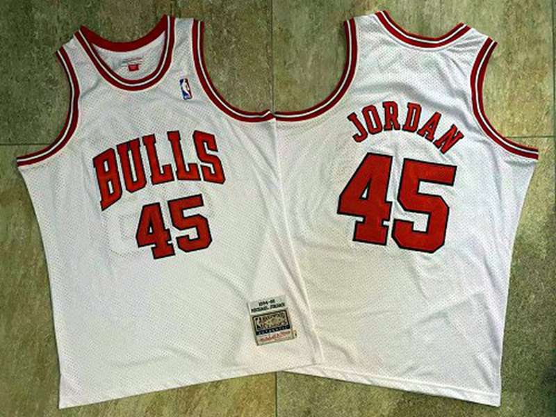 Chicago Bulls 1994/95 White #45 JORDAN Classics Basketball Jersey (Closely Stitched)