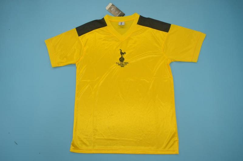 AAA Quality Tottenham Hotspur 1980/82 Away Retro Soccer Jersey